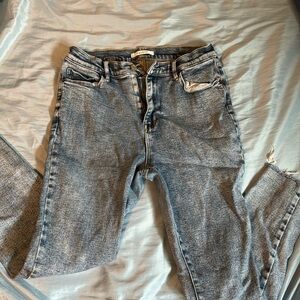 Women’s skinny jeans